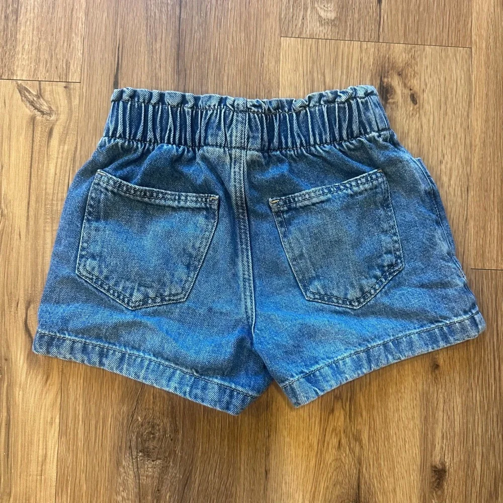 HM Girls Denim Shorts Medium Wash Paperbag Waist Elastic Pull On Size 5T
